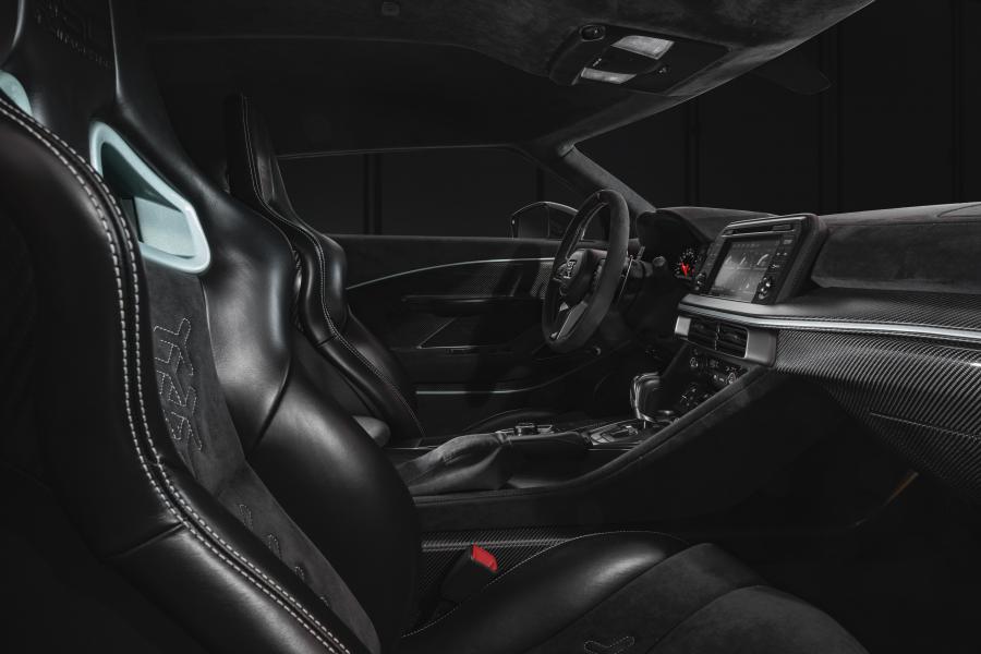 Интерьер Nissan GT-R50 2019 года  (фото 50 из 52)